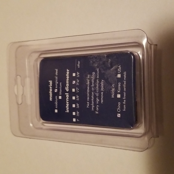 Claire's jewelled flower blossom bellybutton ring 14G, surgical steel, NWT - Picture 2 of 2